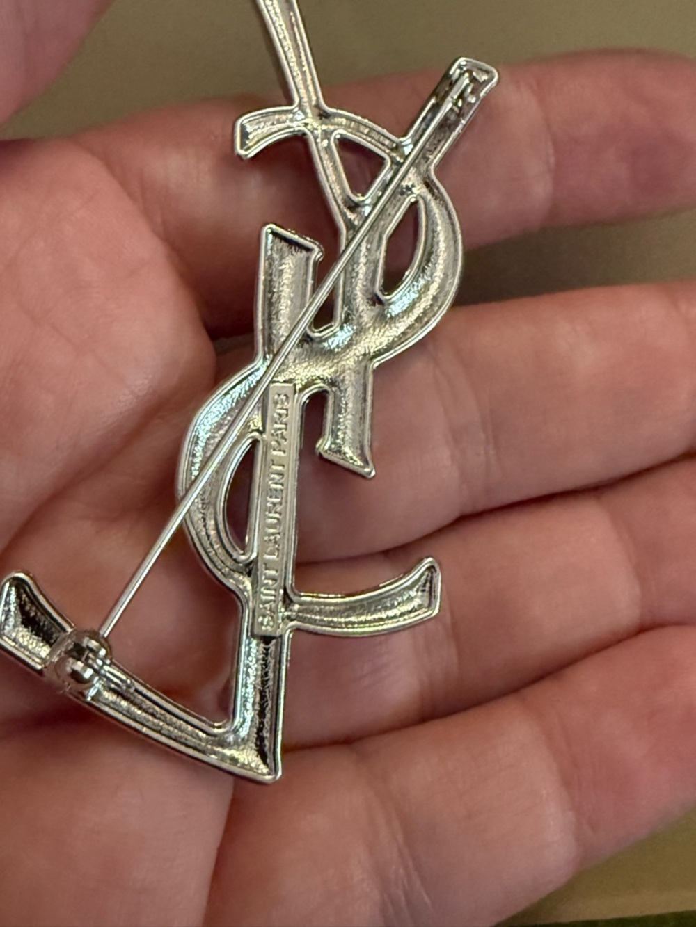 Brand new Saint Laurent brooch YSL Interlocking Logo Silver tone no box - Picture 8 of 8